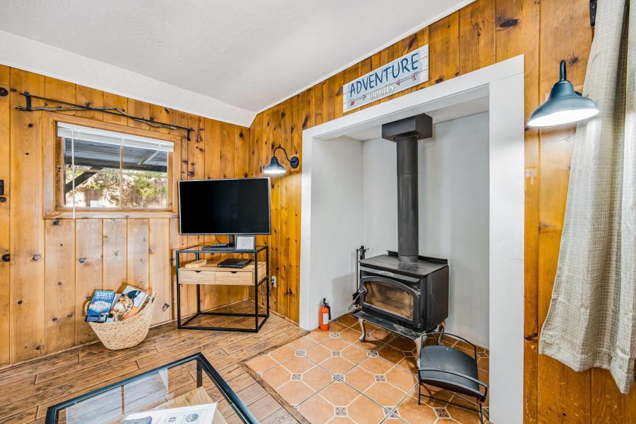 מלון אידילווילד Creekside Cabin מראה חיצוני תמונה